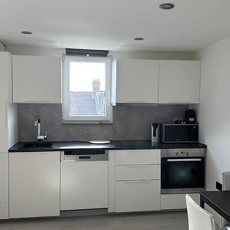 Stunning New 1 Bedroom Apartment Londra Esterno foto
